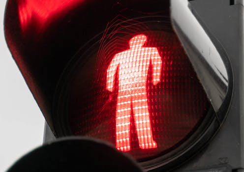 Revolutionizing Road Safety: How LED Traffic Lights Save Lives and Energy